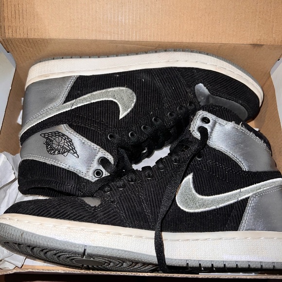 Jordan 1 Retro High Aleali May Shadow (GS) size 7Y preowned!!! RARE SOLDOUT - Picture 3 of 8